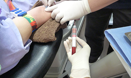 インプラント専門の個室で手術をします